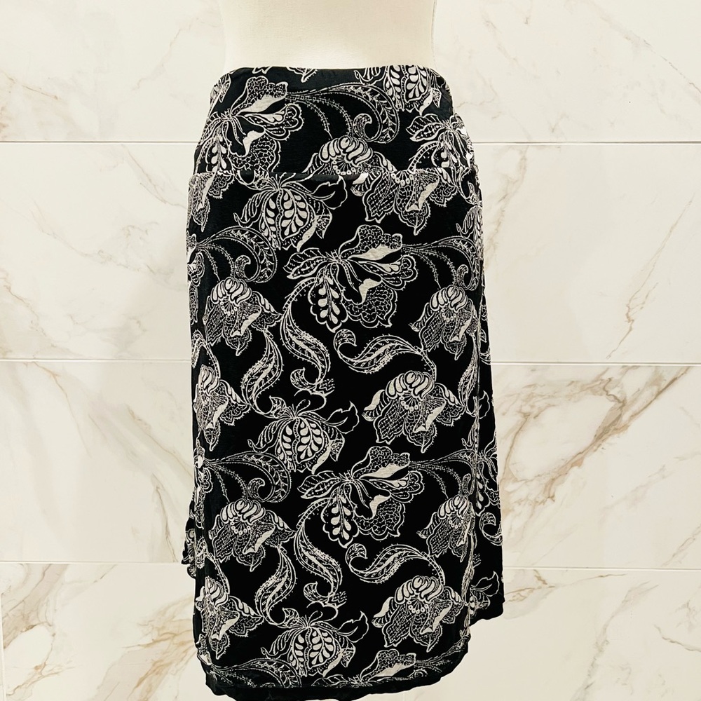 Elegant Black and White Floral Midi Skirt